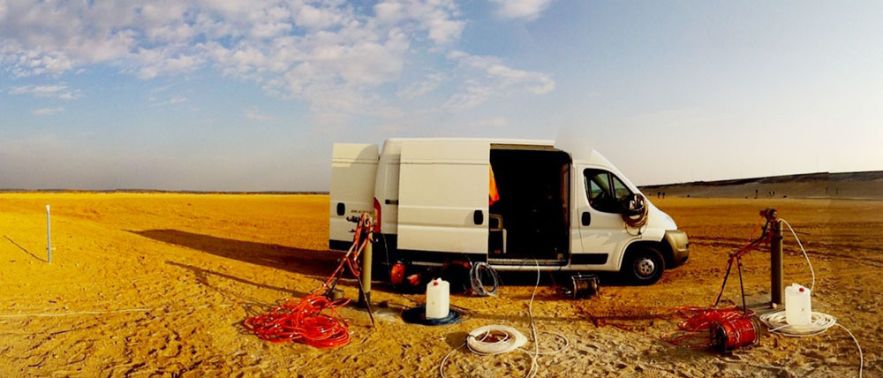 Seismometer & Seismic Recorder