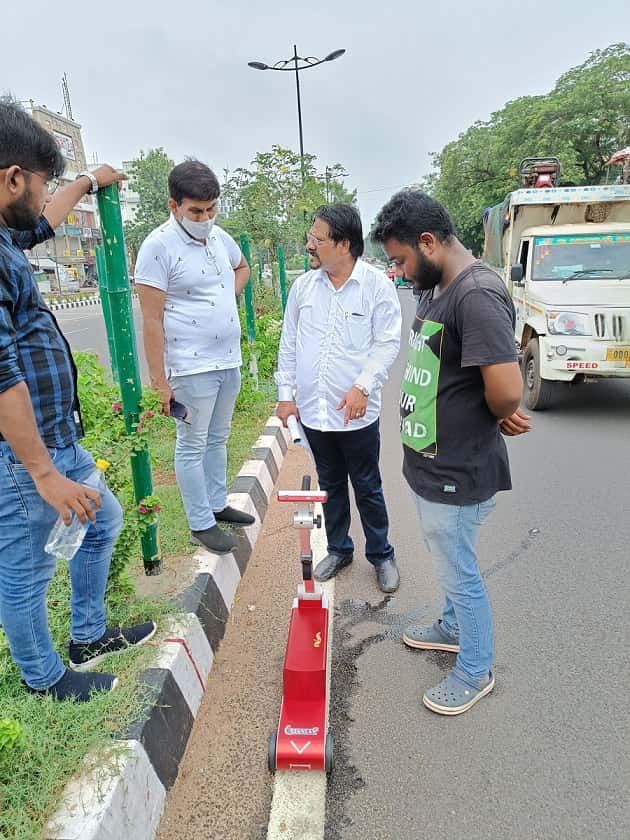 Retroreflectometer for Pavement Marking